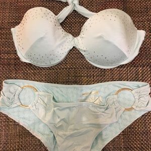 Gently used Victoria’s Secret bikini L D cup